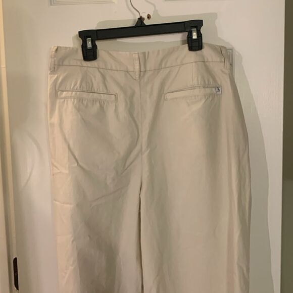 CALVIN KLEIN PANTS HIGH WAISTED WIDE LEG PLEATED CREAM KHAKIS SZ 2 NWT - Picture 7 of 9